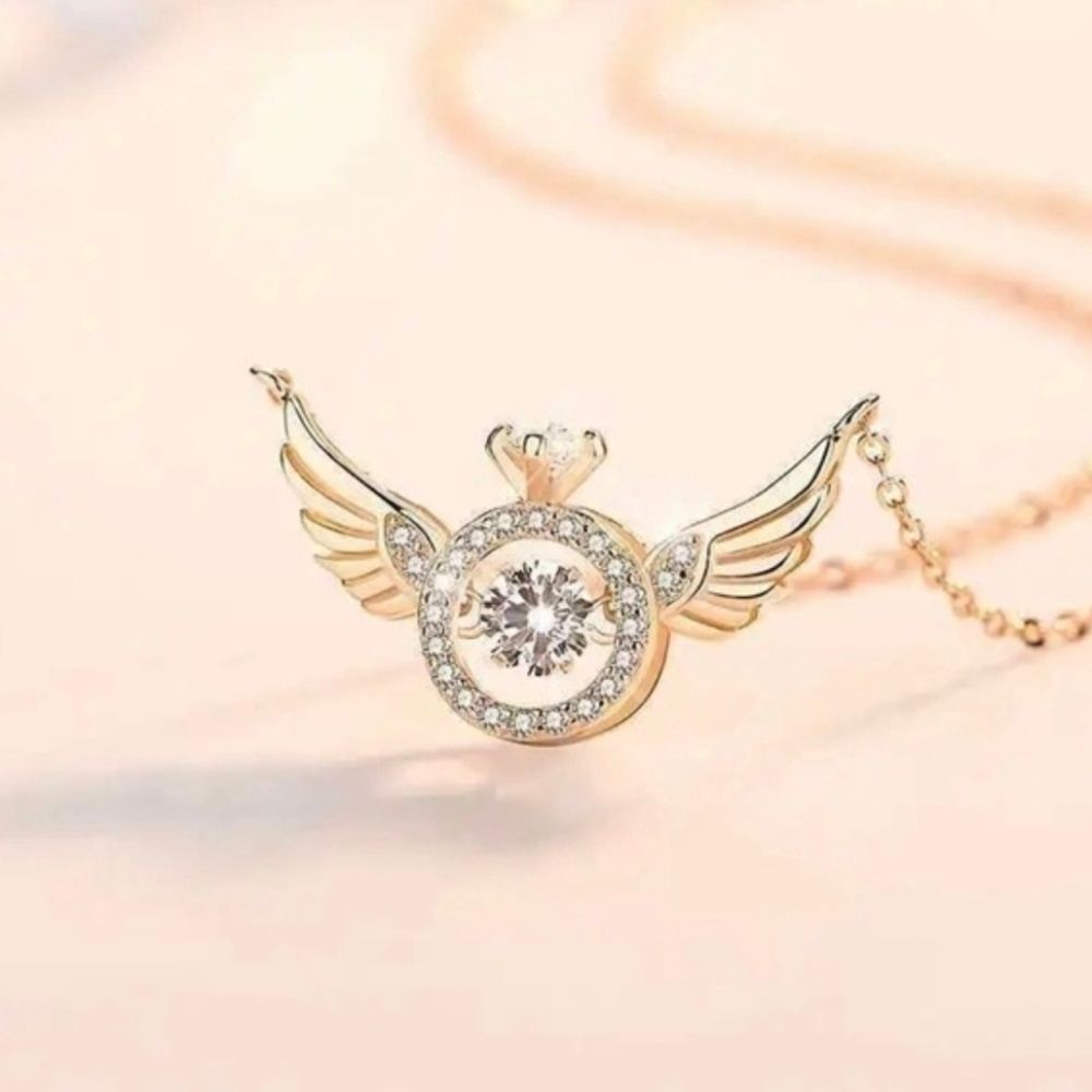 Heart Beating Clavicle Angel Wings Necklace Diamond In Motion